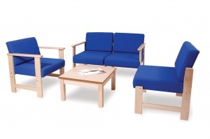 Advanced wooden easy arm chair