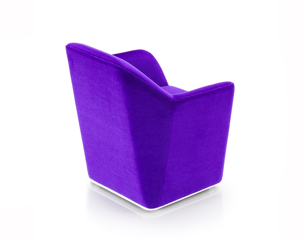 Charlie tub chair with swivel base Width: 750mm