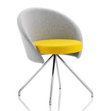 Tub chair on 4 angled chrome legs Width: 460mm 