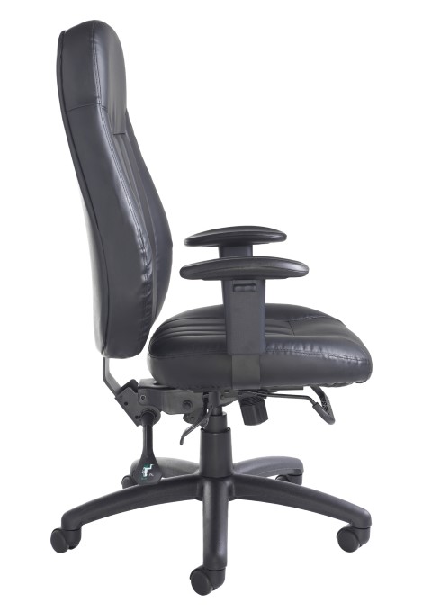 Zeus managers chair in black faux leather